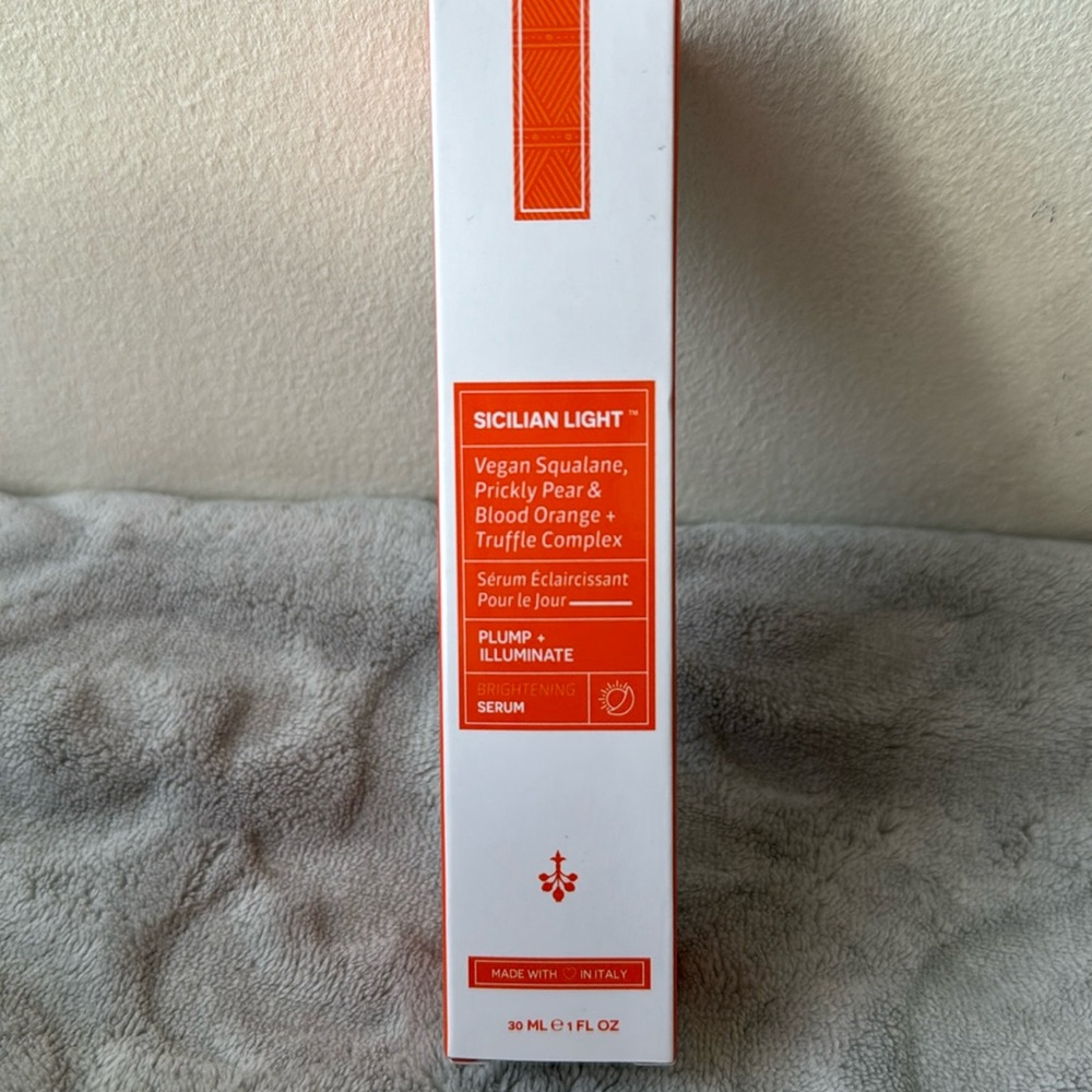 Brand New and Never Opened. Sicilian Light from Skin&CO